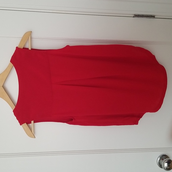 ⭐ 2/$10 A New Day Red Tie Front  Sleeveless Tee with Buttons - Picture 2 of 3